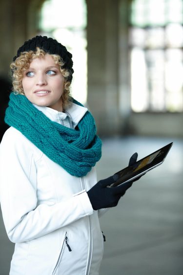 Žieminės pirštinės Myrtle Beach | MB 7949 Touchscreen Knitted Gloves